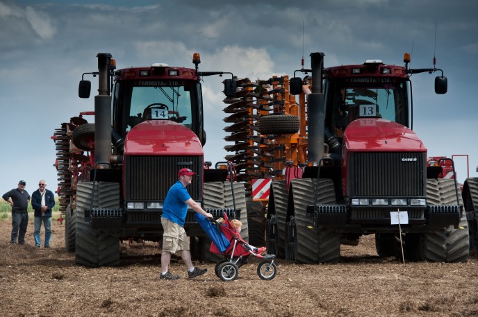 Quadtrac World record Caenby July 2012.